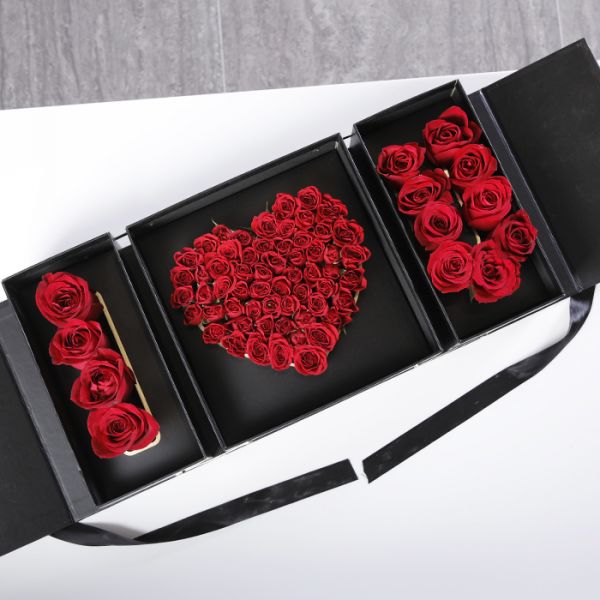 I LOVE U - Valentine's Box | Valentine's Rose Bouquets Dubai